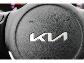 Kia Stonic thumbnail 16