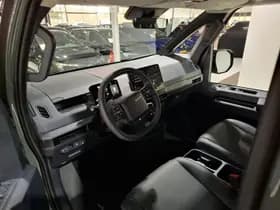 Kia Pv5 thumbnail 10