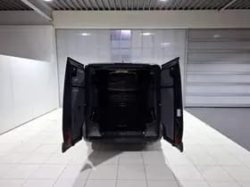 Kia Pv5 thumbnail 43