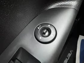 Kia Venga thumbnail 16