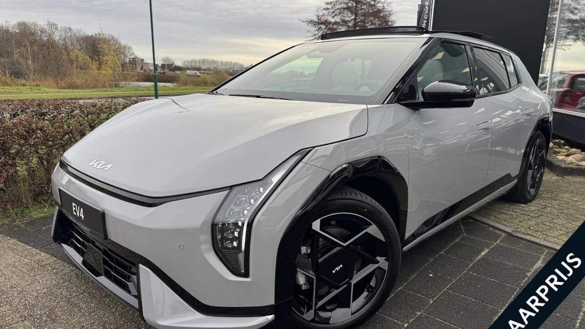 Kia Ev4 — foto 1