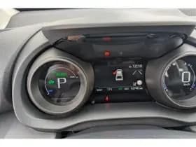 Toyota Yaris-cross thumbnail 26