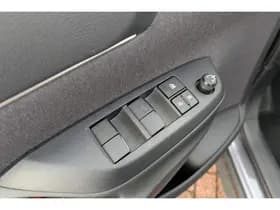 Toyota Yaris-cross thumbnail 58