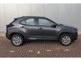 Toyota Yaris-cross thumbnail 10