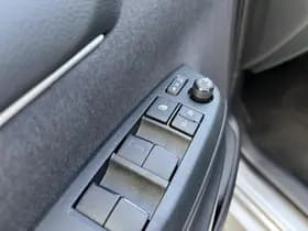 Toyota Yaris thumbnail 25