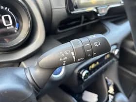 Toyota Yaris thumbnail 29