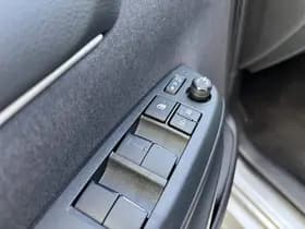 Toyota Yaris thumbnail 63