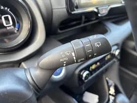 Toyota Yaris thumbnail 67