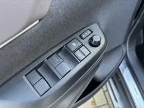 Toyota Yaris-cross thumbnail 28