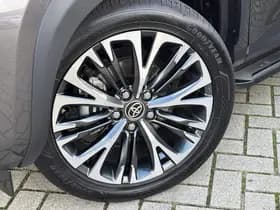 Toyota Yaris-cross thumbnail 60
