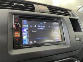 Kia Rio thumbnail 11