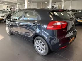 Kia Rio thumbnail 21