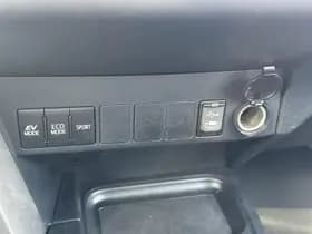 Toyota Rav4 thumbnail 17