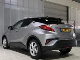Toyota C-hr thumbnail 11