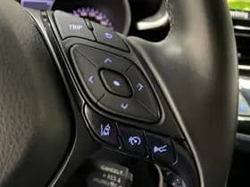 Toyota C-hr thumbnail 25