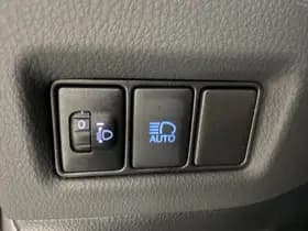 Toyota C-hr thumbnail 28