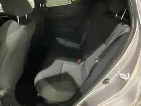 Toyota C-hr thumbnail 31