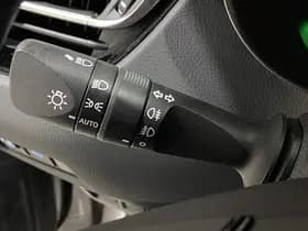 Toyota C-hr thumbnail 60