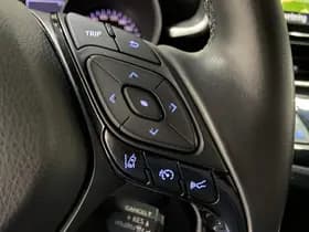 Toyota C-hr thumbnail 63