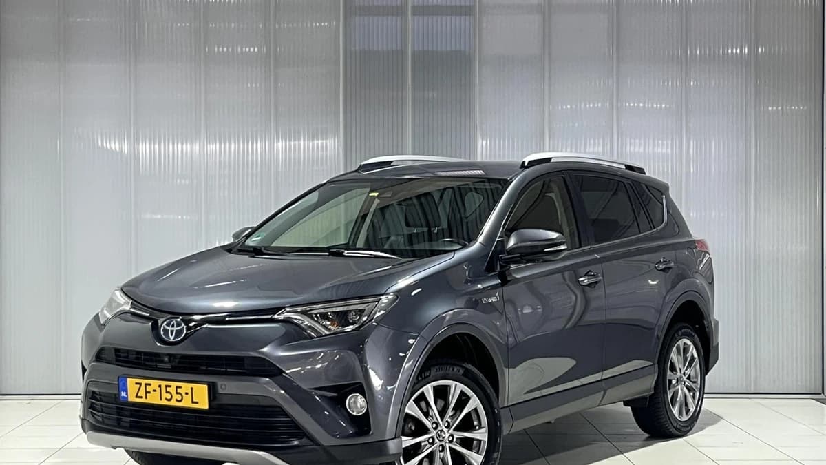 Toyota Rav4 — foto 1