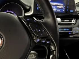 Toyota C-hr thumbnail 16
