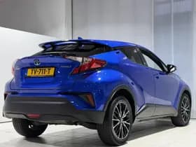 Toyota C-hr thumbnail 6