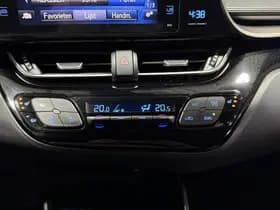 Toyota C-hr thumbnail 57