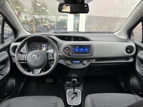 Toyota Yaris thumbnail 2