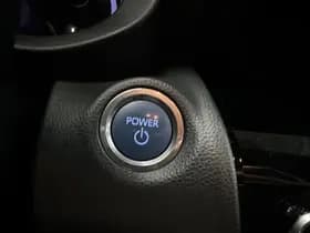 Toyota Yaris-cross thumbnail 11