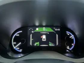 Toyota Yaris-cross thumbnail 5