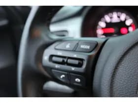 Kia Stonic thumbnail 12