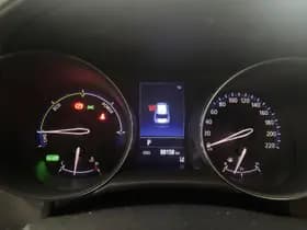 Toyota C-hr thumbnail 4