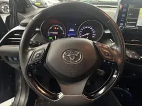 Toyota C-hr thumbnail 38