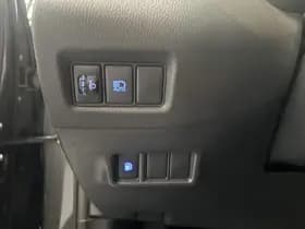 Toyota C-hr thumbnail 57