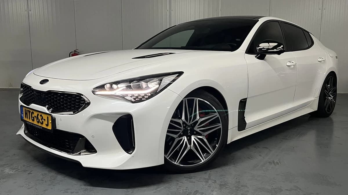 Kia Stinger — foto 1