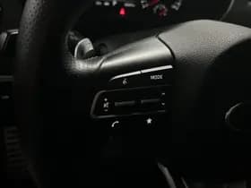 Kia Stinger thumbnail 12