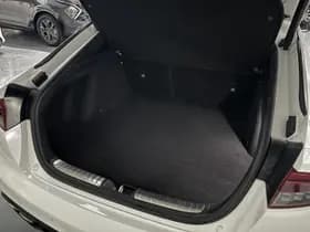 Kia Stinger thumbnail 36