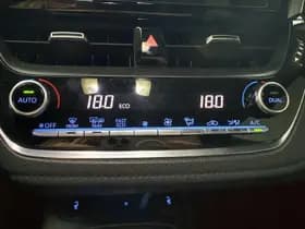 Toyota Corolla thumbnail 15