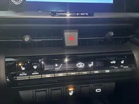 Toyota C-hr thumbnail 15