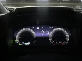 Toyota C-hr thumbnail 5