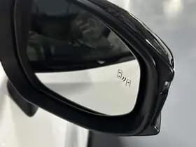 Toyota C-hr thumbnail 57