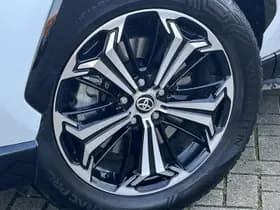 Toyota Rav4 thumbnail 18