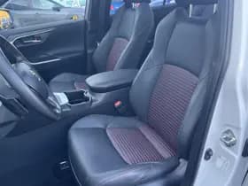 Toyota Rav4 thumbnail 38