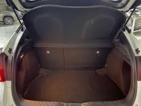 Toyota C-hr thumbnail 3