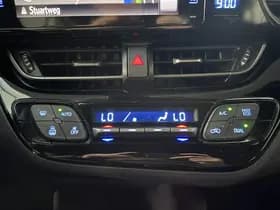 Toyota C-hr thumbnail 35