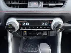 Toyota Rav4 thumbnail 40