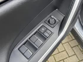 Toyota Rav4 thumbnail 65