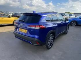 Toyota Corolla-cross thumbnail 13