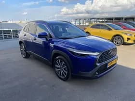 Toyota Corolla-cross thumbnail 8