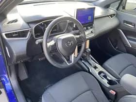 Toyota Corolla-cross thumbnail 75